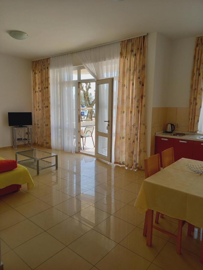 Apartments Villa Iva 오레비츠 외부 사진